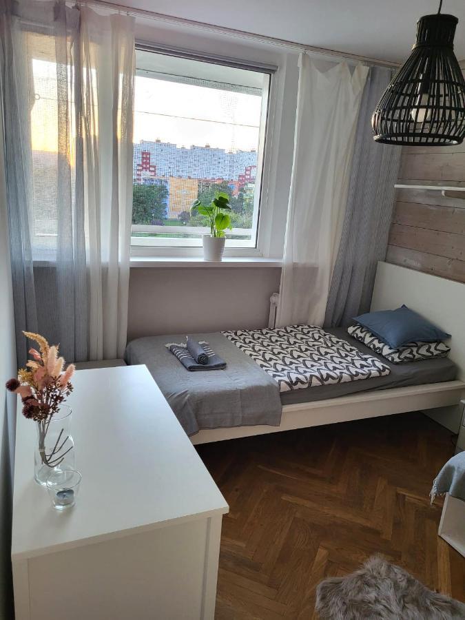 Lemuria Pokoje Wlk Niedzwiedzicy Vandrarhem Legnica Exteriör bild