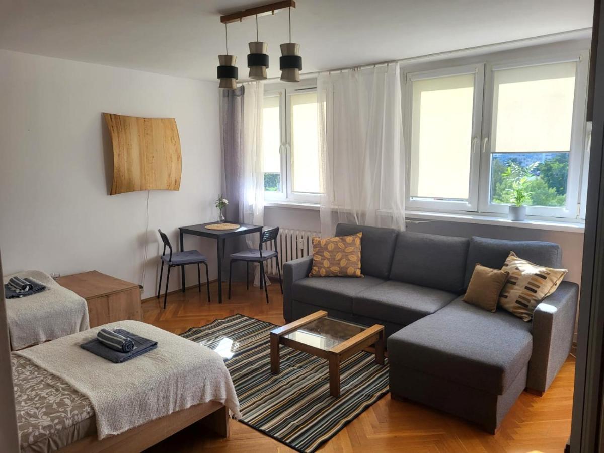 Lemuria Pokoje Wlk Niedzwiedzicy Vandrarhem Legnica Exteriör bild